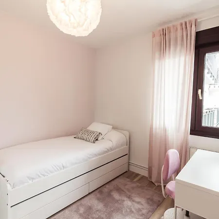 Apartman Etxe Iradi *